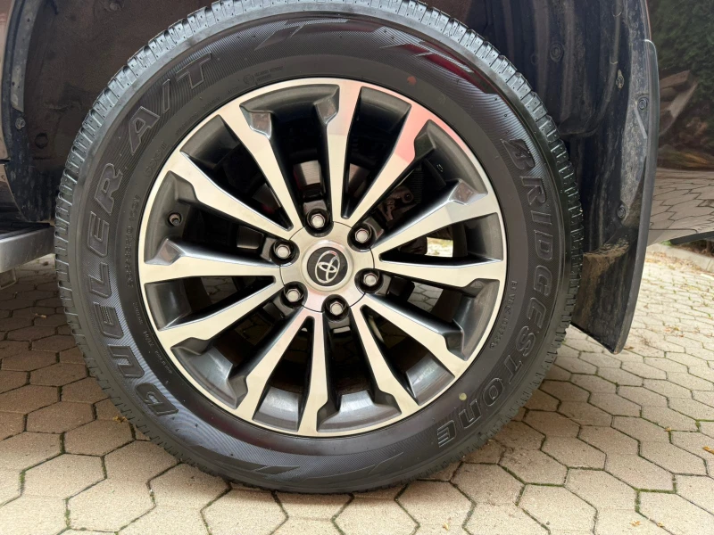 Toyota Land cruiser 150  BLACK EDITION, снимка 14 - Автомобили и джипове - 52262043