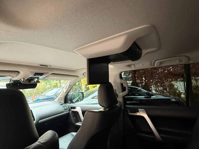 Toyota Land cruiser 150  BLACK EDITION, снимка 8 - Автомобили и джипове - 52262043