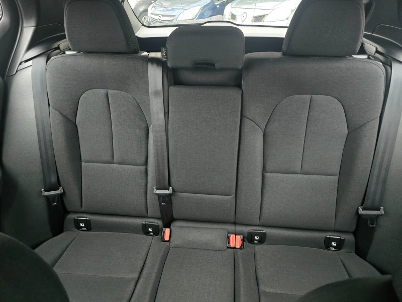 Volvo XC40 2.0D3-ЕВРО 6В-НАВИГАЦИЯ-АВТОМАТ--КАТО НОВ, снимка 14 - Автомобили и джипове - 52318325