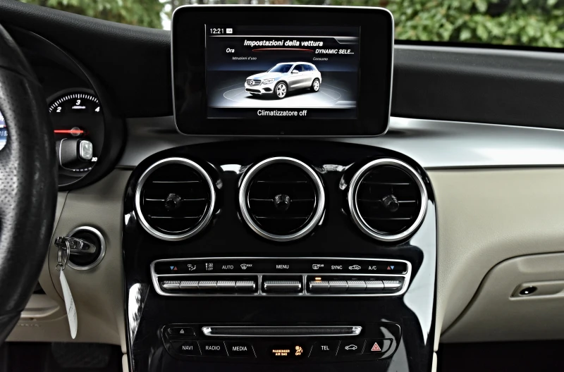 Mercedes-Benz GLC 220 GLC 220///9G//, снимка 9 - Автомобили и джипове - 52578953
