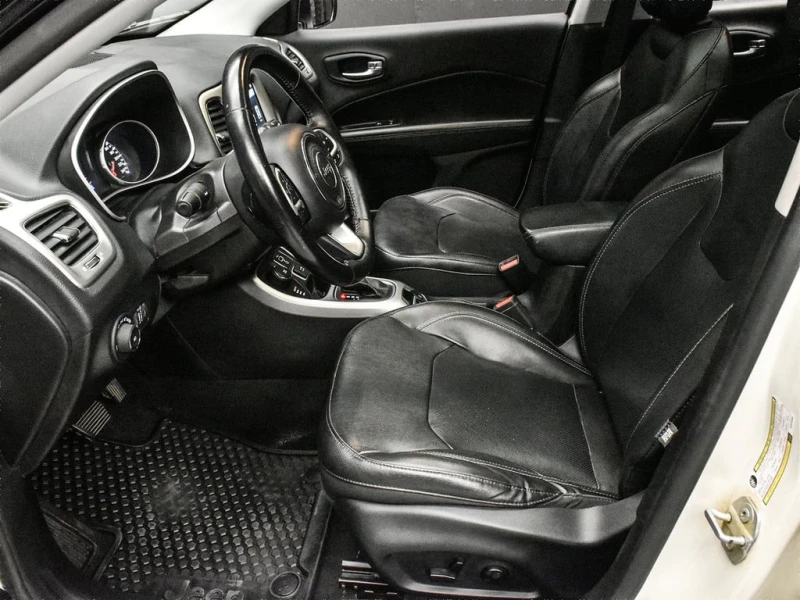 Jeep Compass * One Owner High Altitude! * CARFAX * ЦЕНА ДО БГ, снимка 14 - Автомобили и джипове - 52736248