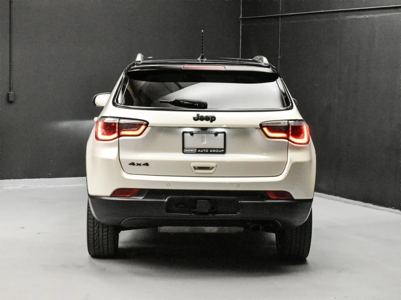 Jeep Compass * One Owner High Altitude! * CARFAX * ЦЕНА ДО БГ, снимка 5 - Автомобили и джипове - 52736248