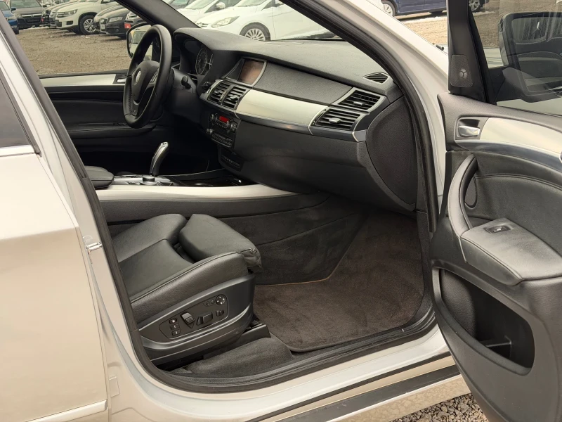 BMW X5 3.5D 286 * М-Пакет* * HUD* * Панорама* Вакуум, снимка 12 - Автомобили и джипове - 53571894