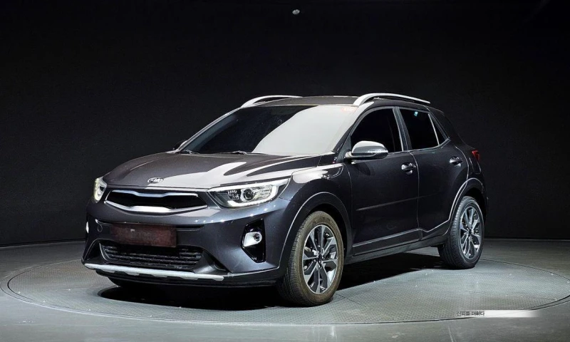 Kia Stonic Diesel 1.6 Trendy * НАЙ-ДОБРА ЦЕНА В БЪЛГАРИЯ*  - 23410 лв. / 11969.34 € - 17852551 1