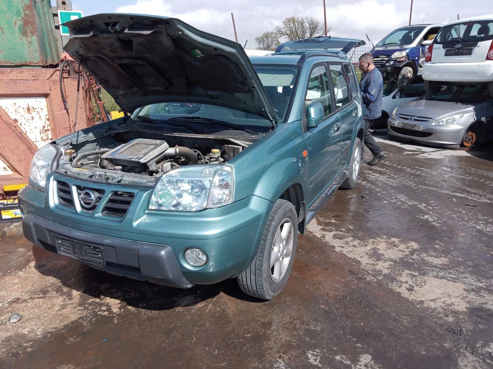 Nissan X-trail 2.2 yd22 - изображение 3