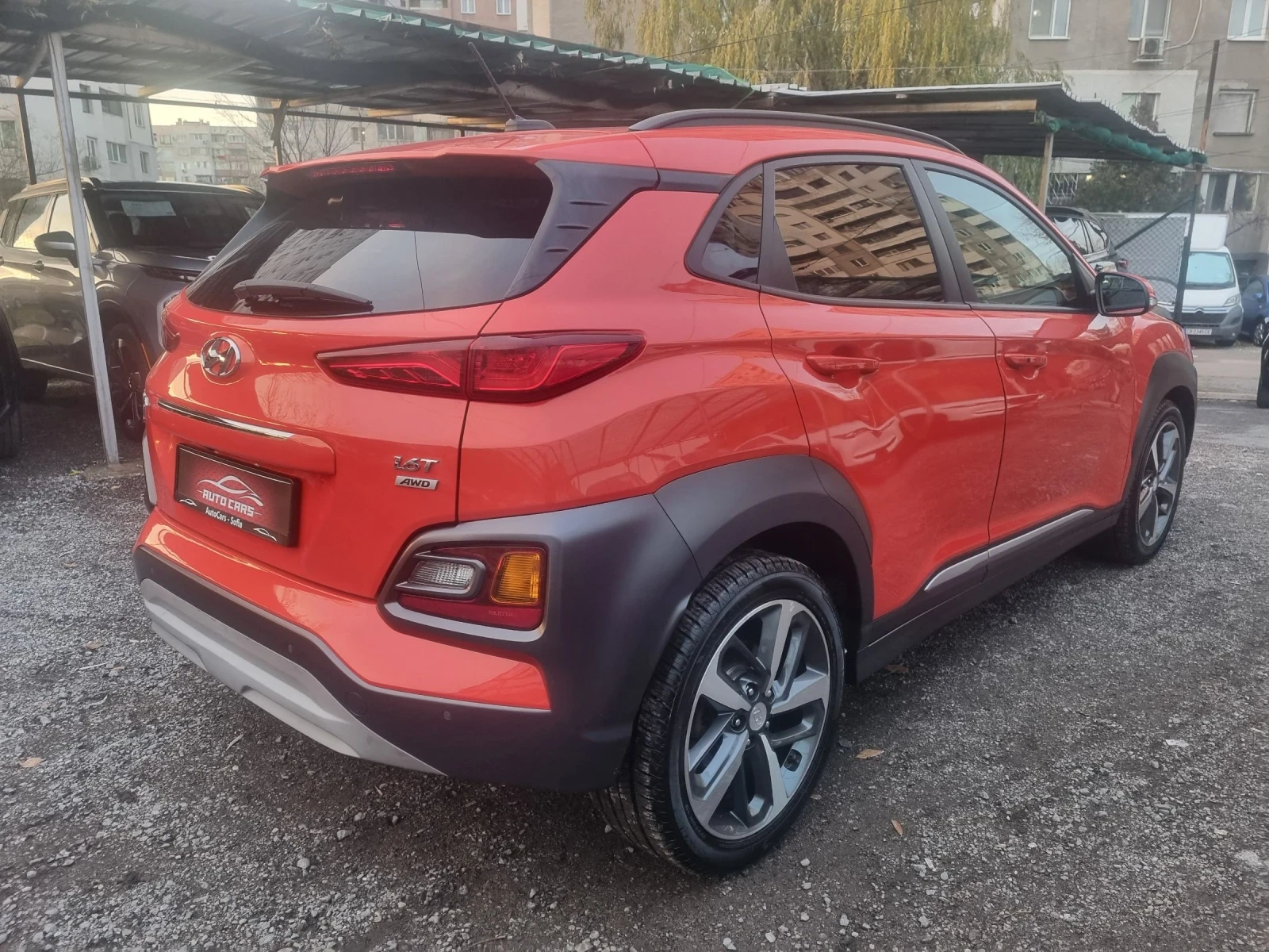 Hyundai Kona 1.6 TGDI* AWD* ULTIMATE - изображение 8