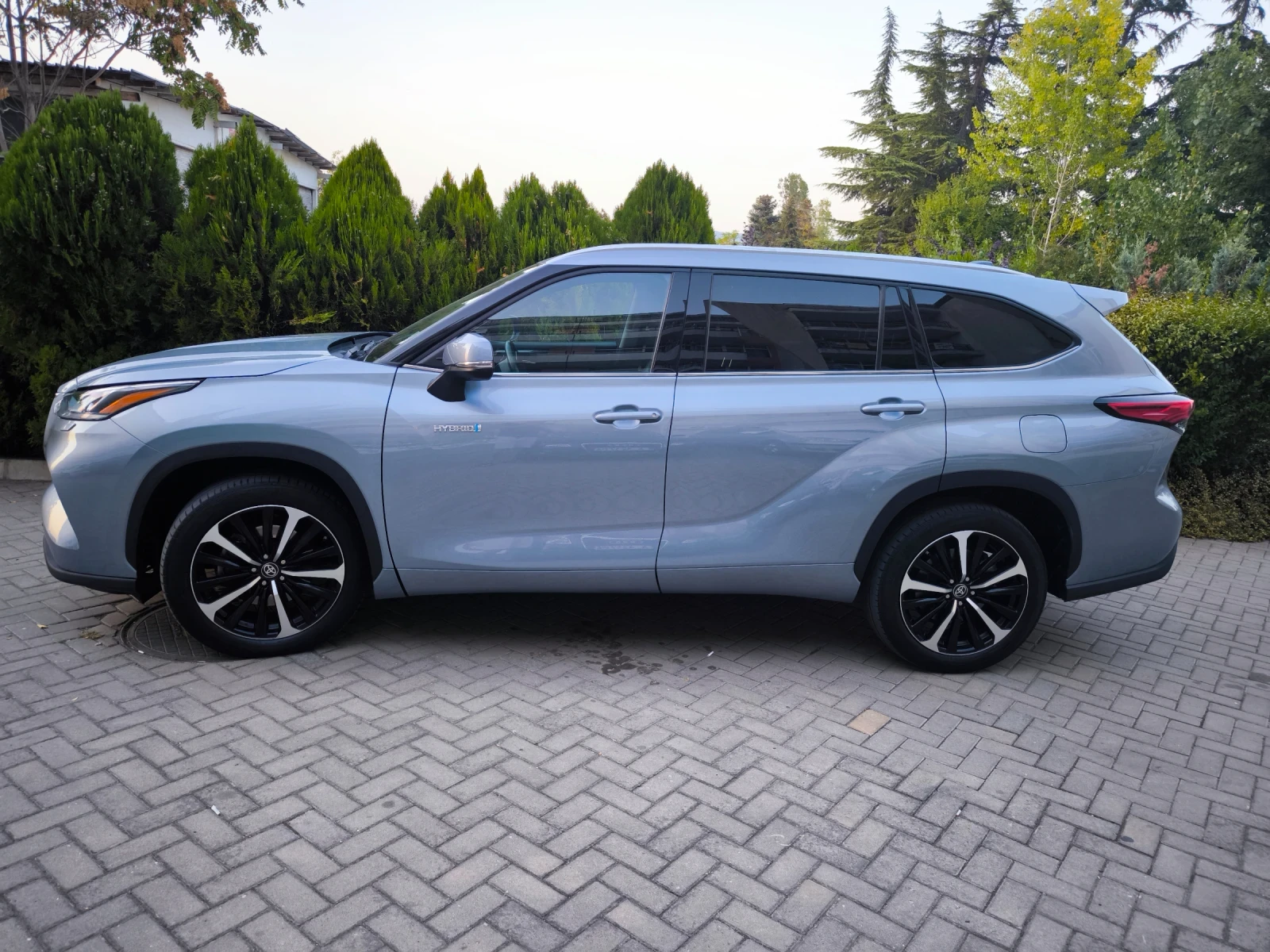 Toyota Highlander  - изображение 3