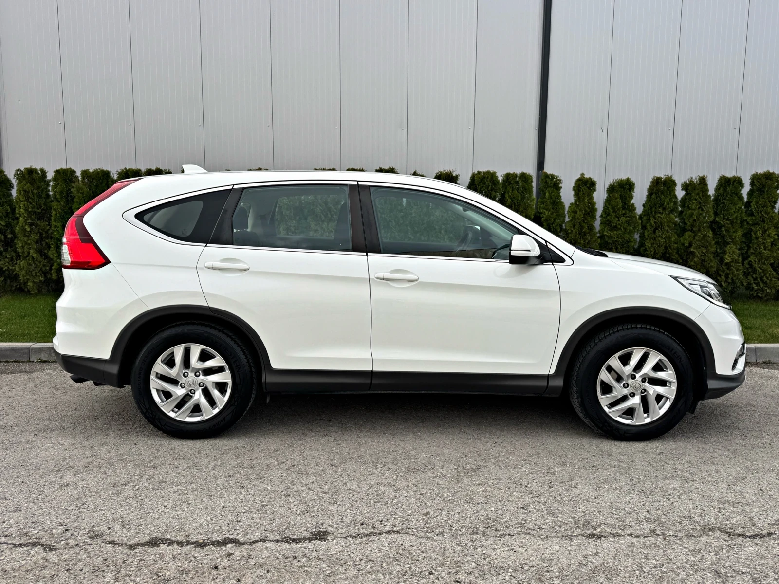 Honda Cr-v 1.6i-DTEC/Facelift/ШВЕЙЦАРИЯ!!!, снимка 7 - Автомобили и джипове - 54033813