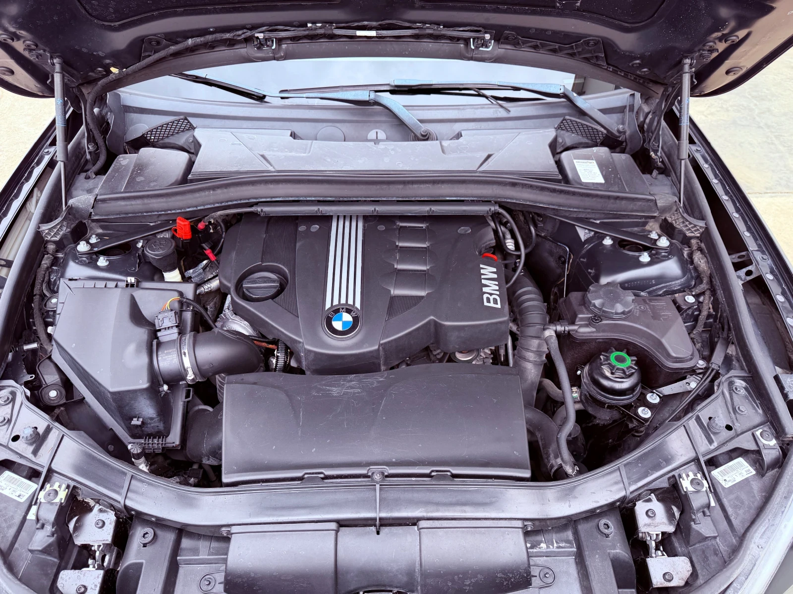 BMW X1 2.3d 204k.c* Xdive* Navi* UNIKAT* , снимка 17 - Автомобили и джипове - 54146288