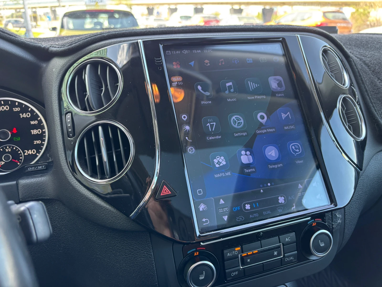 VW Tiguan 2.0 TSI Facelift (Sport & Style 4Motion), снимка 10 - Автомобили и джипове - 54361663