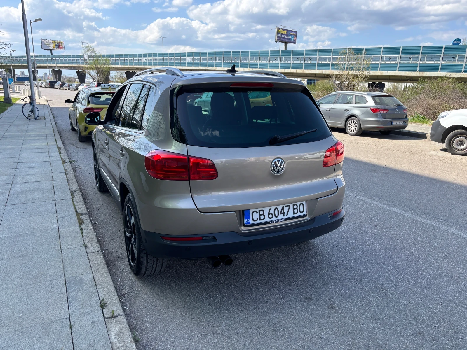 VW Tiguan 2.0 TSI Facelift (Sport & Style 4Motion), снимка 3 - Автомобили и джипове - 54361663