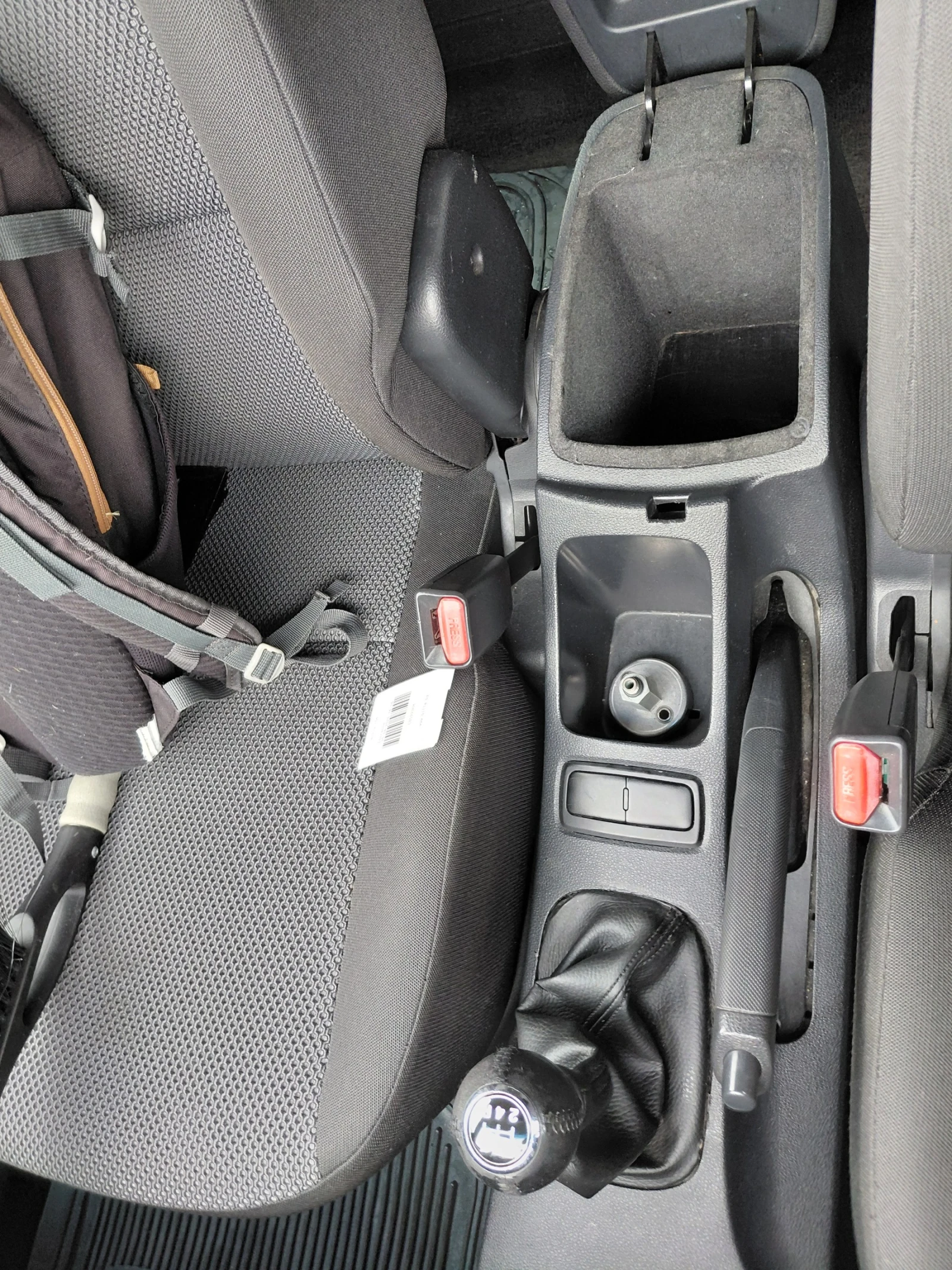 Kia Sportage, снимка 4 - Автомобили и джипове - 54573495