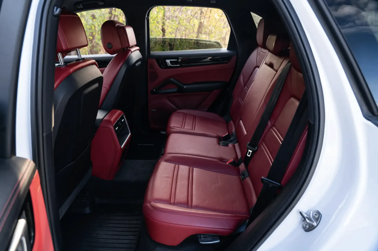 Porsche Cayenne 2020 Porsche Cayenne , снимка 10 - Автомобили и джипове - 54282247