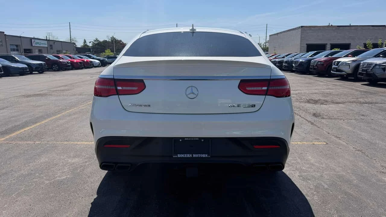 Mercedes-Benz GLE 63 S AMG ПОДГРЕВИ * ПАНО * KEYLESS * ОБДУХВАНЕ * CARFAX, снимка 4 - Автомобили и джипове - 54611441