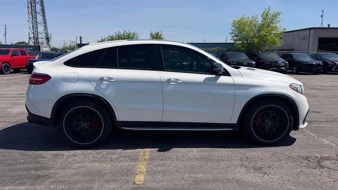 Mercedes-Benz GLE 63 S AMG ПОДГРЕВИ * ПАНО * KEYLESS * ОБДУХВАНЕ * CARFAX, снимка 3 - Автомобили и джипове - 54611441
