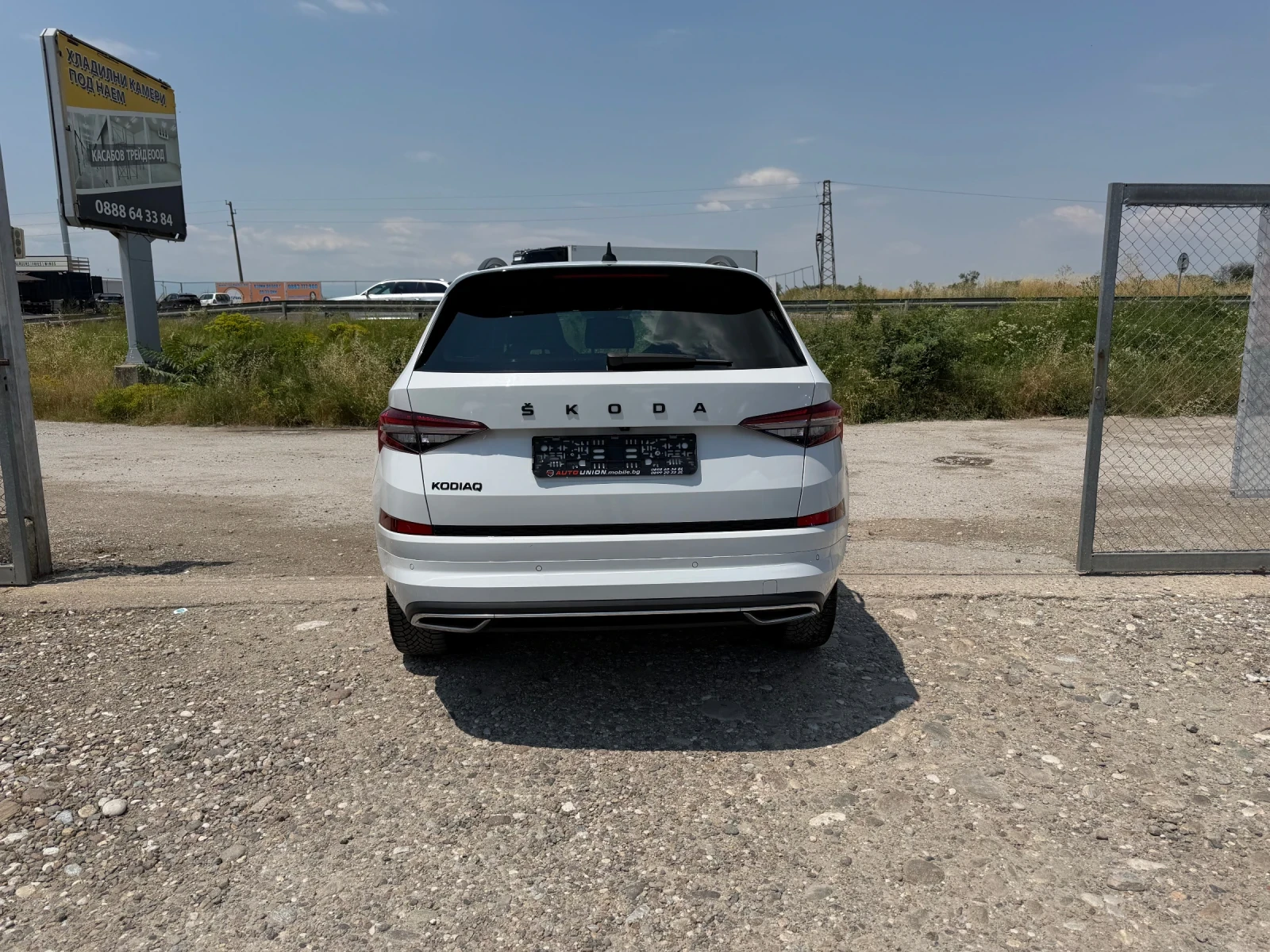 Skoda Kodiaq 2.0TDI SPORTLINE/FACE/LED/ACC/CARPLAY/ ОТ ШКОДА!!, снимка 6 - Автомобили и джипове - 55085814