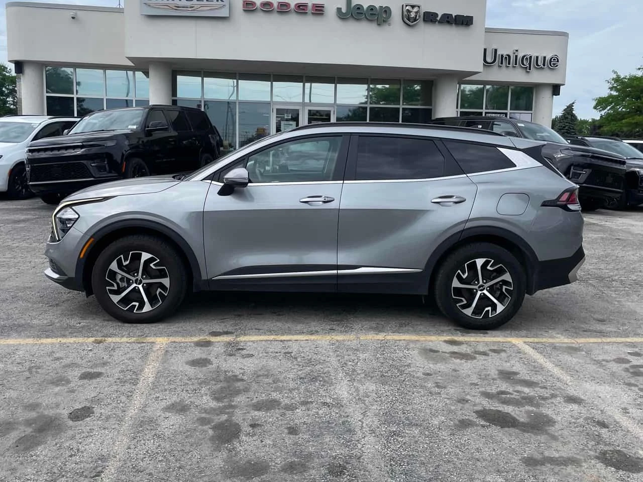 Kia Sportage * EX * CARFAX * ЦЕНА ДО БГ, снимка 3 - Автомобили и джипове - 55097362