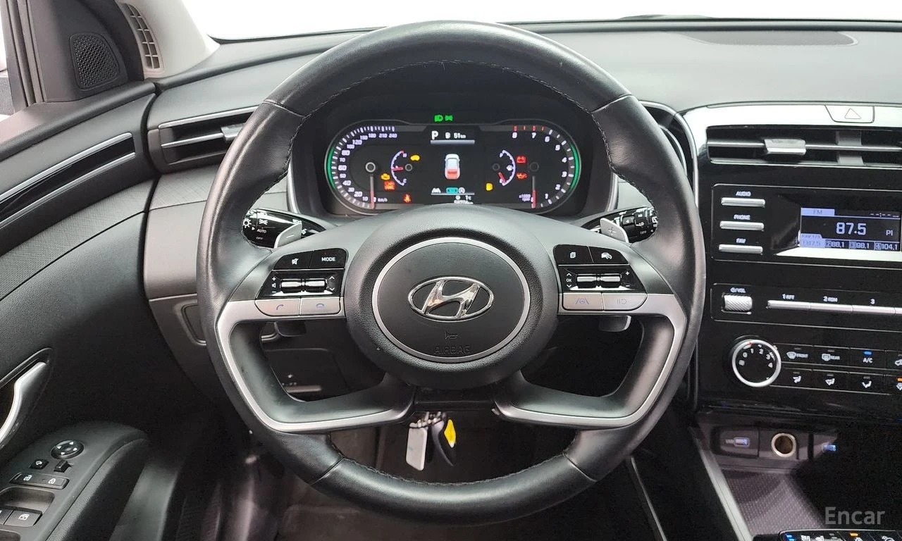 Hyundai Tucson 1.6 Turbo Premium 4x4* ПОДГРЕВ* ОБДУХВАНЕ* КАМЕРА , снимка 9 - Автомобили и джипове - 55391484