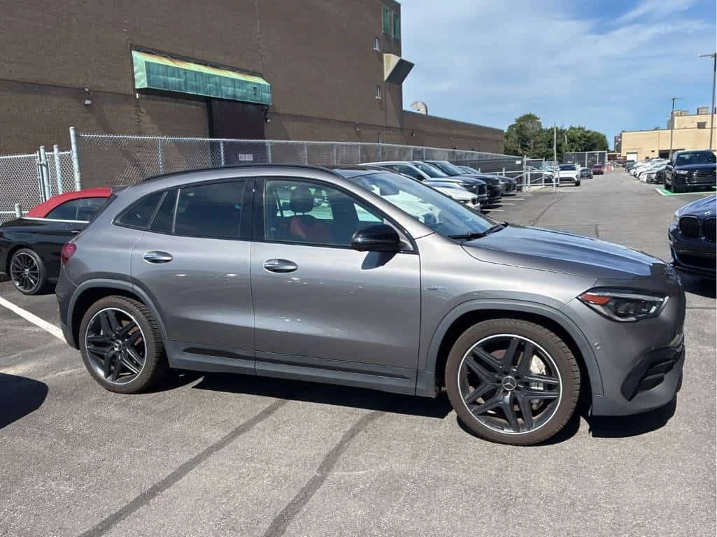 Mercedes-Benz GLA * AMG 35 * CARFAX * , снимка 3 - Автомобили и джипове - 55515191