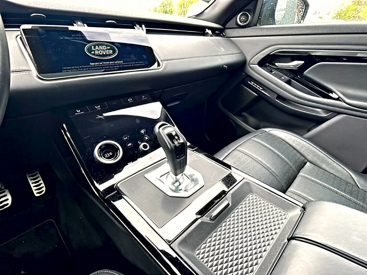 Land Rover Range Rover Evoque R-Dynamic HSE Pano Leather LED Navi, снимка 14 - Автомобили и джипове - 56259854