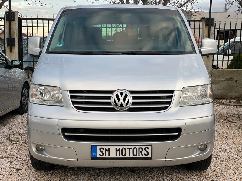 VW Caravelle 2.5 TDI 131КС 8, снимка 1 - Бусове и автобуси - 48299606