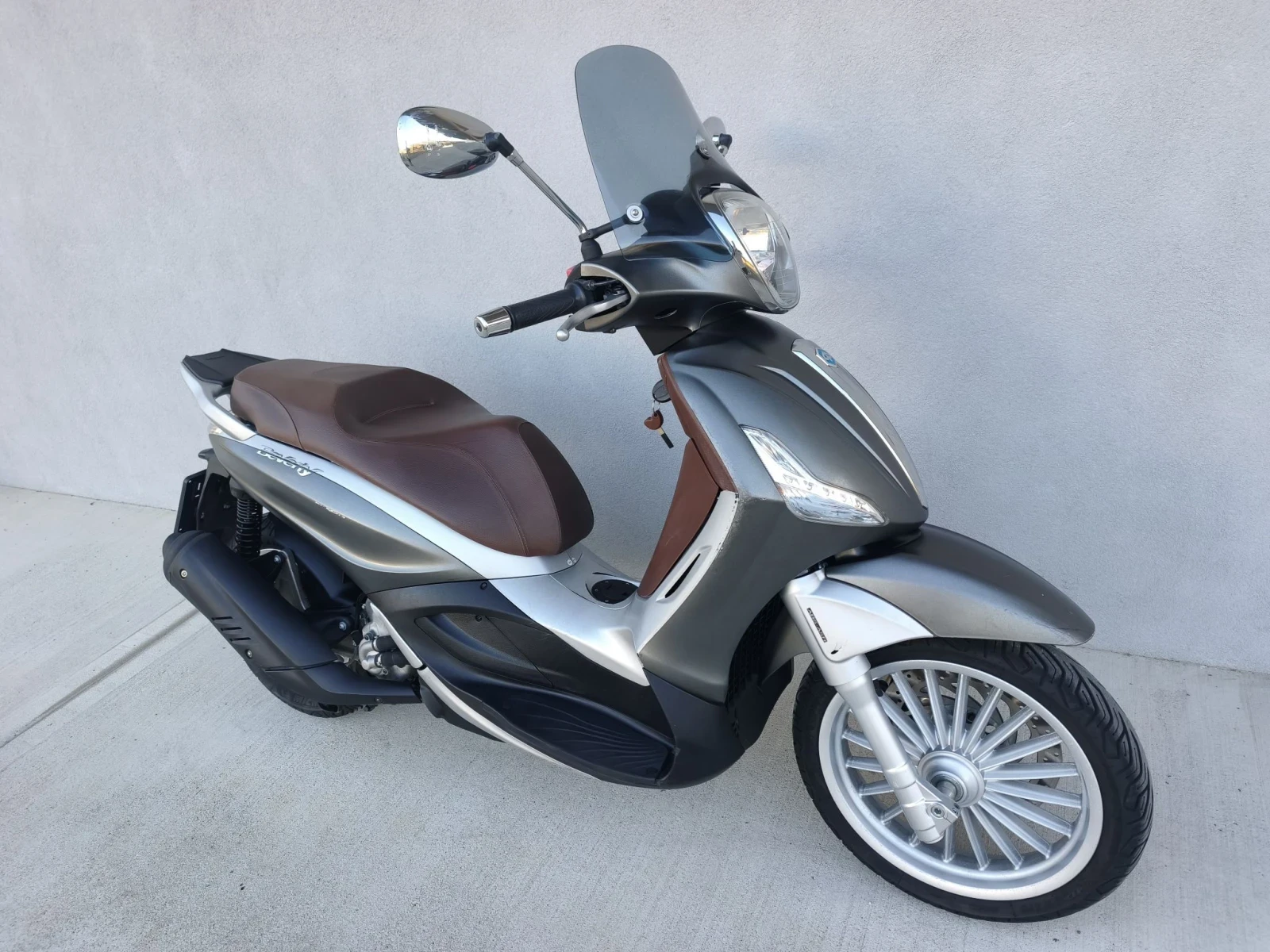 Piaggio Beverly 300 ie, ABS/ASR, 2019 ������, ������ | Mobile.bg � ����������� 2