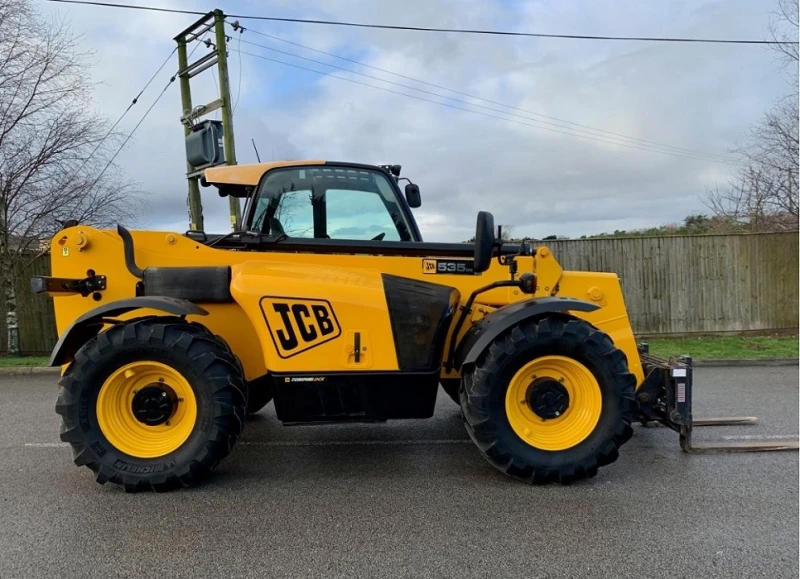 Телескопични товарачи JCB 535-95 AGRI, снимка 1 - Индустриална техника - 49426289