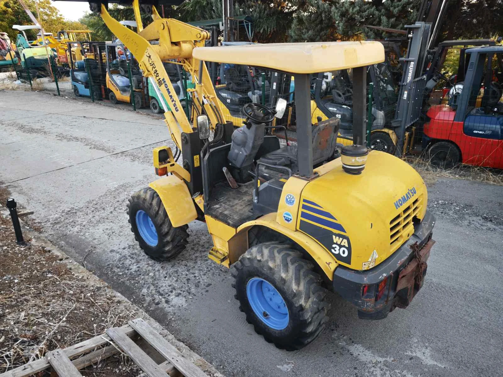 Мини челни товарачи Komatsu WL30 НОВ ВНОС ЯПОНИЯ, снимка 4 - Индустриална техника - 56014220