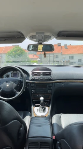 Mercedes-Benz E 270, снимка 10