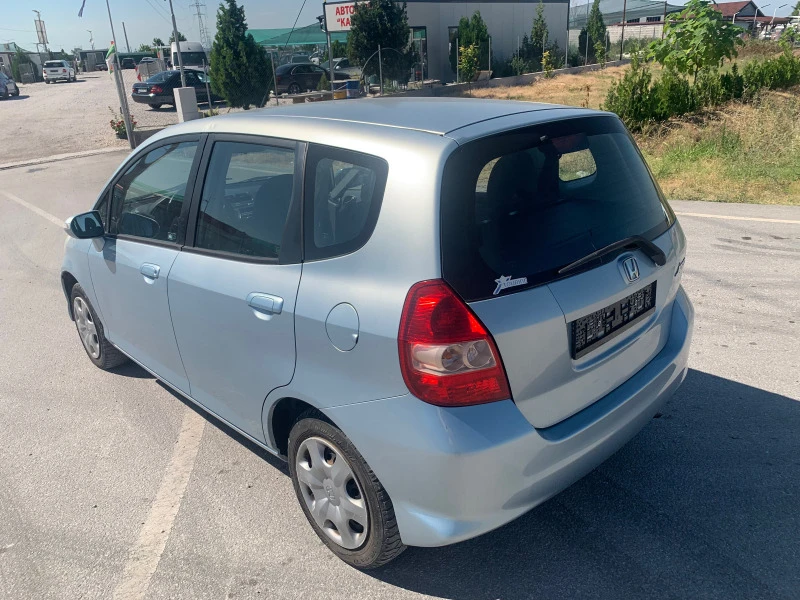 Honda Jazz 1.4i, снимка 7 - Автомобили и джипове - 46519098