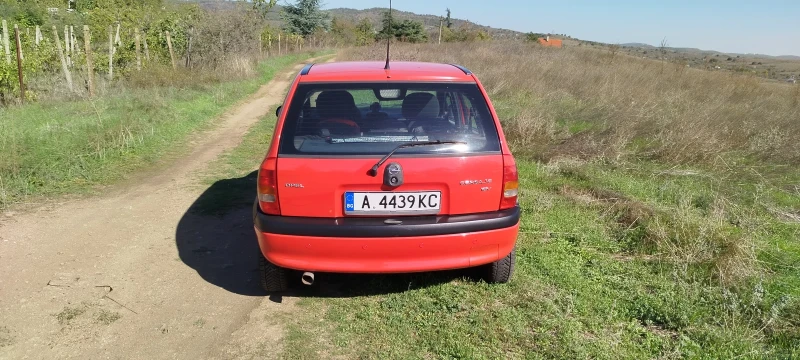 Opel Corsa 1.2, снимка 2 - Автомобили и джипове - 47441624