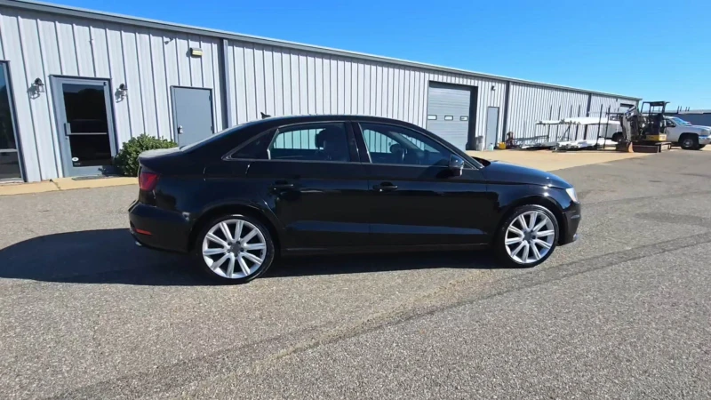 Audi A3 Navi* Шибедах* Подгреви* , снимка 2 - Автомобили и джипове - 47633669