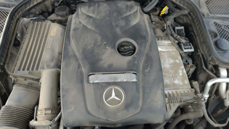 Mercedes-Benz C 300 4MATIC, снимка 12 - Автомобили и джипове - 48402092