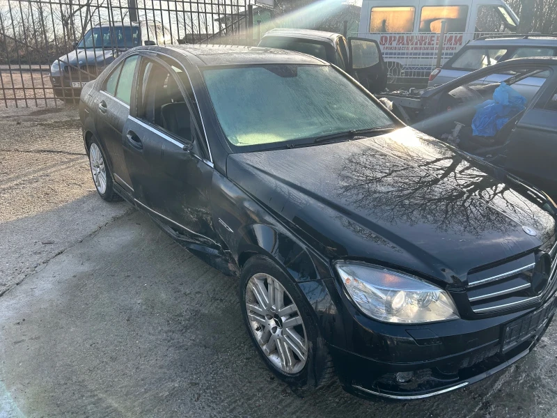 Mercedes-Benz C 300 3.0 V6 231кс. 4matic, снимка 3 - Автомобили и джипове - 48625305