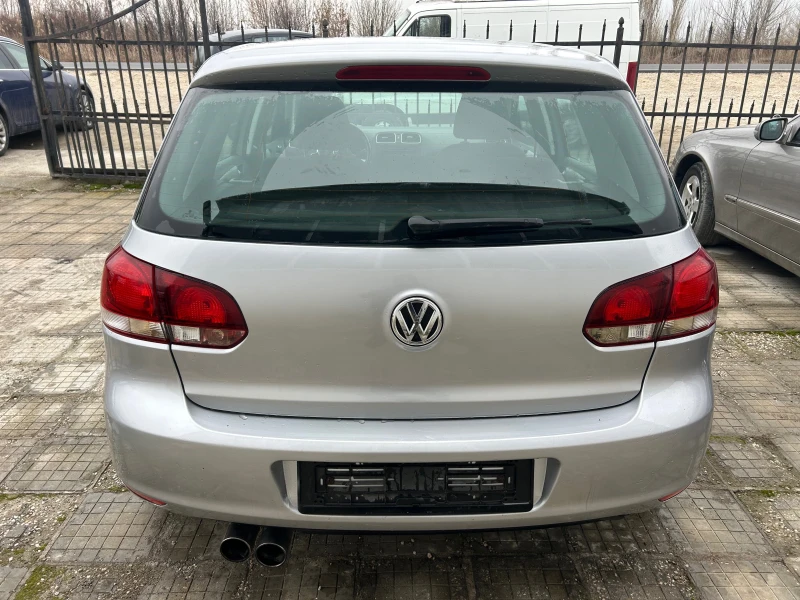 VW Golf 1.4 турбо, снимка 3 - Автомобили и джипове - 49154593