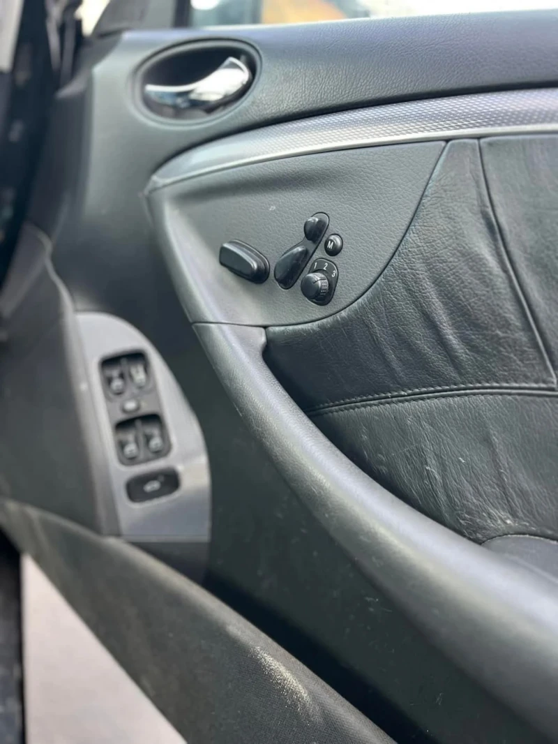 Mercedes-Benz CLK 271, снимка 11 - Автомобили и джипове - 49567765