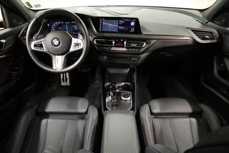 BMW M135 xDrive Sportautomatic M sport Paket, снимка 10 - Автомобили и джипове - 51586753