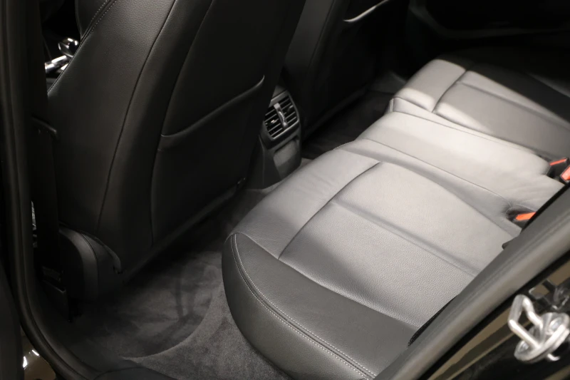 BMW M135 xDrive Sportautomatic M sport Paket, снимка 15 - Автомобили и джипове - 51586753