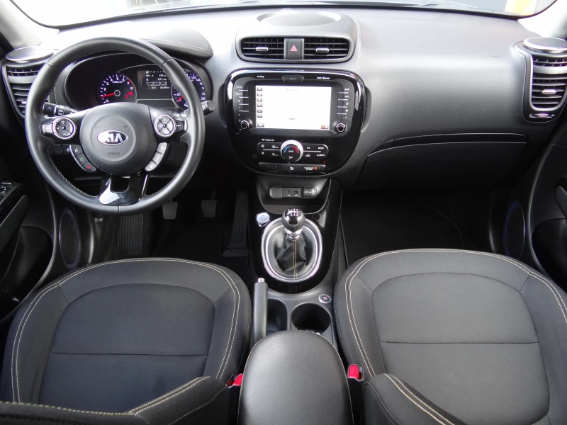 Kia Soul 1.6 GDI-132k.c. /Navi/Xenon/Camera/Lpg-BRC/Euro-5/, снимка 9 - Автомобили и джипове - 51845561