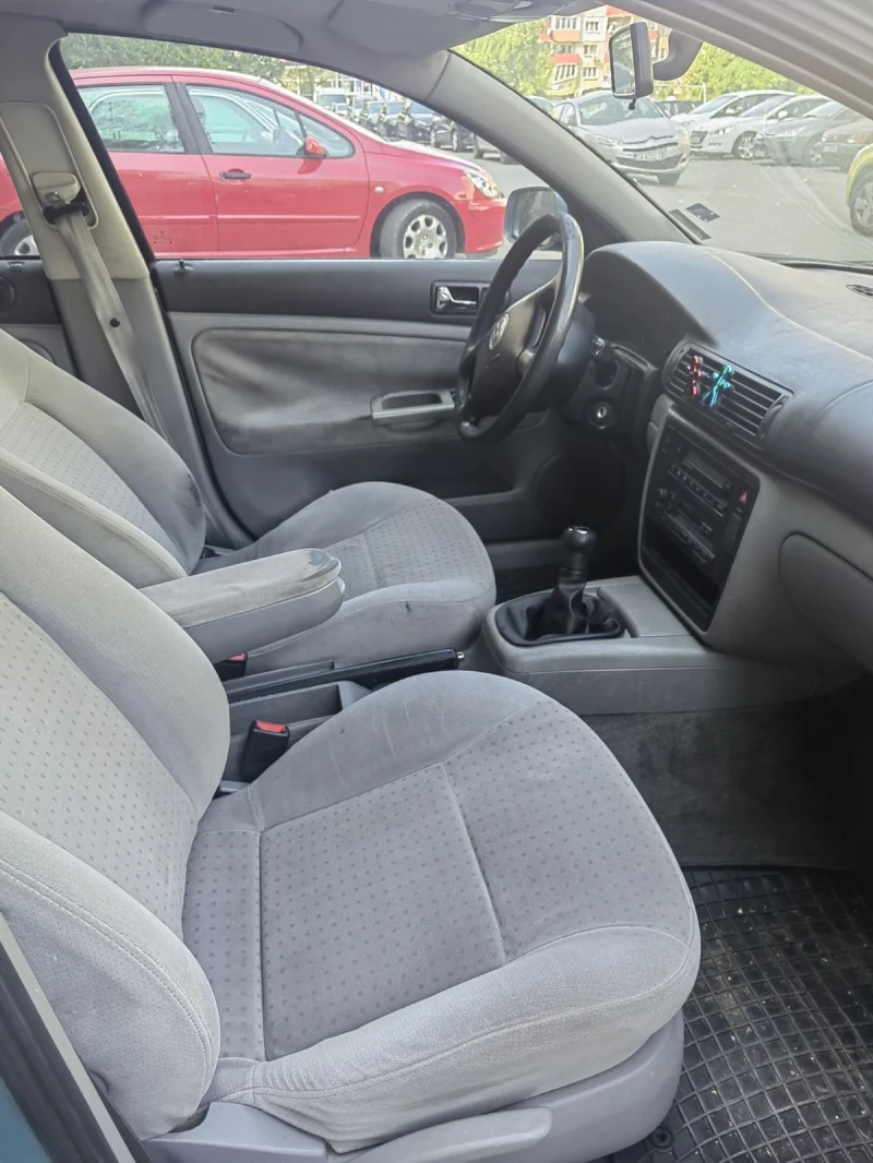 VW Passat, снимка 5 - Автомобили и джипове - 52422307