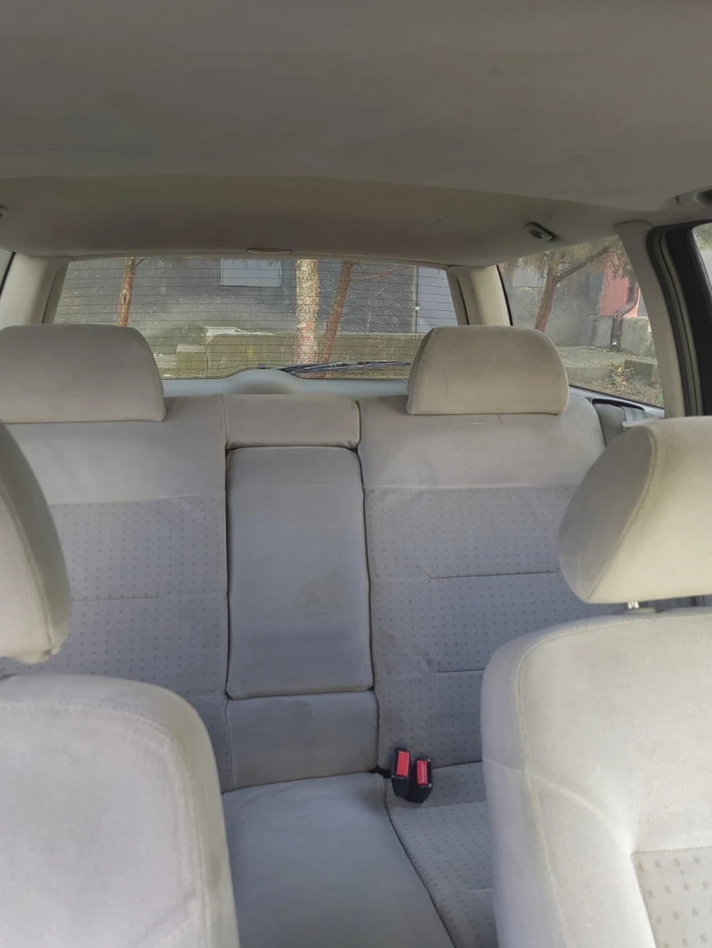 VW Passat, снимка 6 - Автомобили и джипове - 52422307