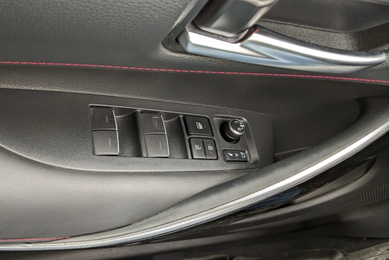 Toyota Corolla Lounge, снимка 12 - Автомобили и джипове - 52488530