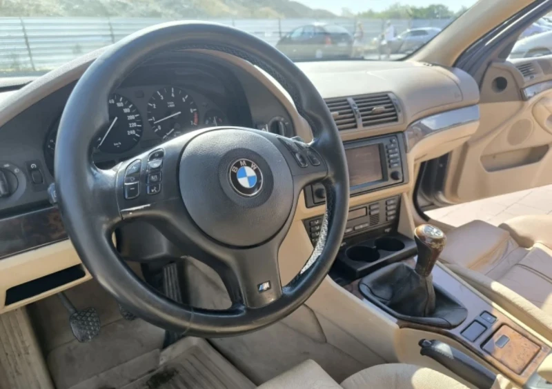 BMW 530 I Touring, снимка 8 - Автомобили и джипове - 52860262