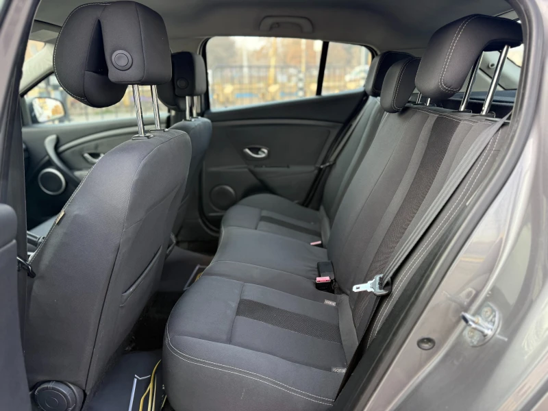 Renault Megane 6 МЕСЕЦА ГАРАНЦИЯ/1.5DCI 110к.с. Перфектна, снимка 8 - Автомобили и джипове - 52883948