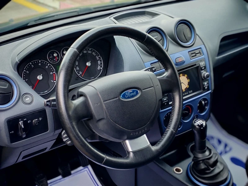 Ford Fiesta, снимка 16 - Автомобили и джипове - 52893179