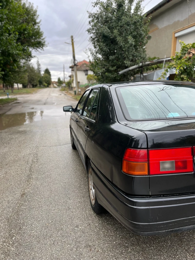 Seat Toledo, снимка 3 - Автомобили и джипове - 52953657