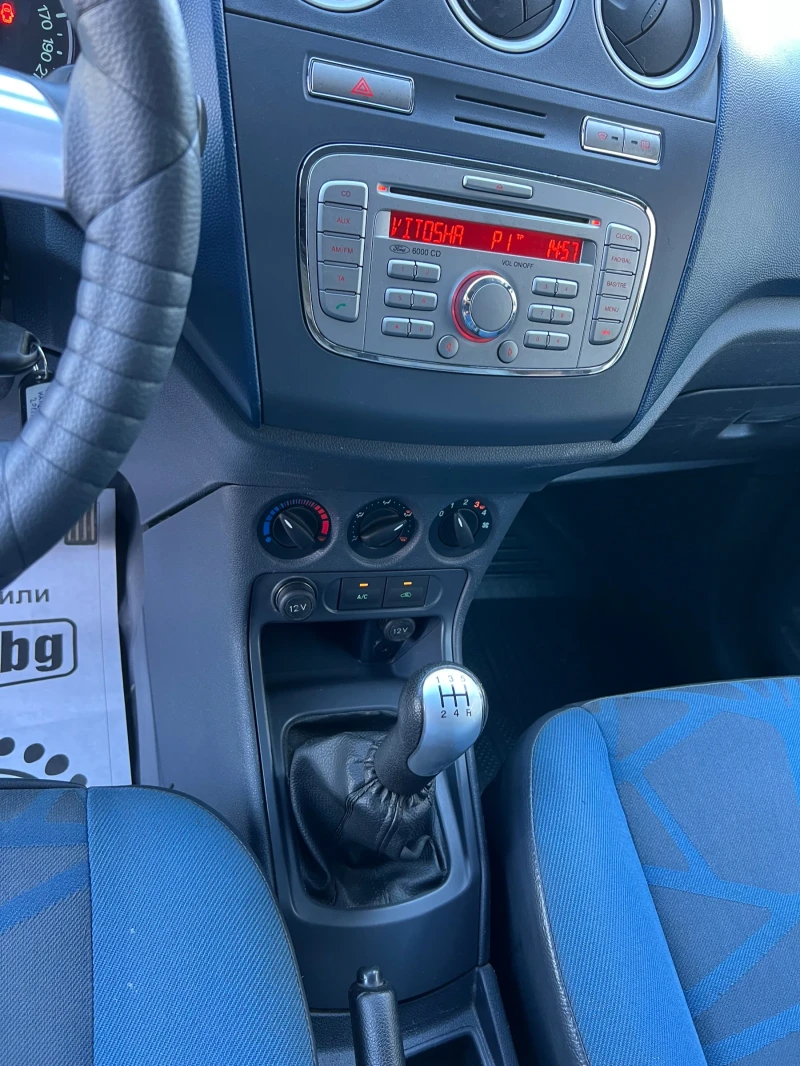 Ford Connect 1.8TDCI Клима , снимка 7 - Автомобили и джипове - 53053431