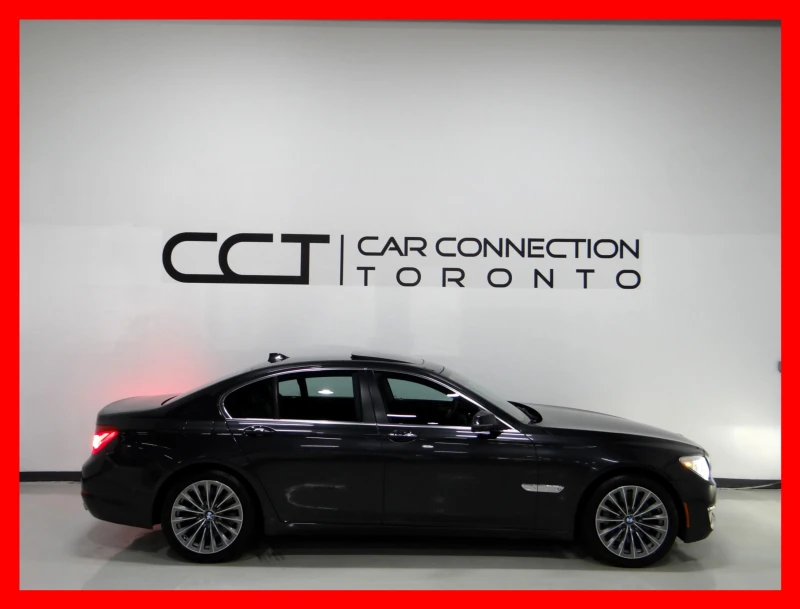 BMW 750 xDrive* АвтоКредит* (ЦЕНА ДО БГ), снимка 5 - Автомобили и джипове - 53290015