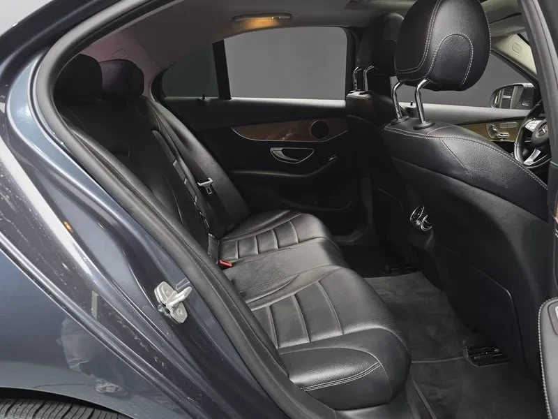 Mercedes-Benz C 220, снимка 12 - Автомобили и джипове - 53825781