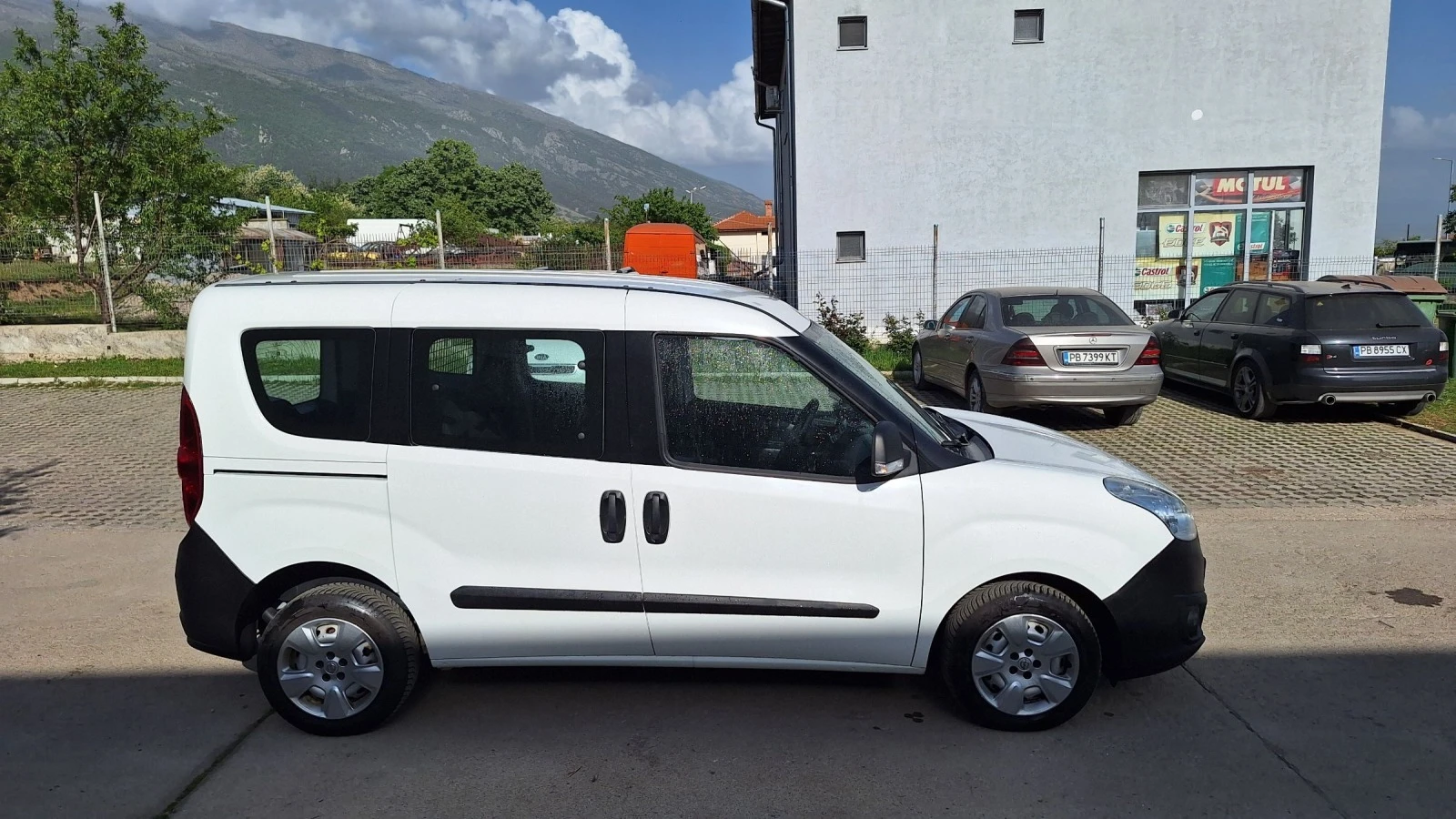 Opel Combo 1.6 Cdti 5mes KLIMA 6skorosti - изображение 5